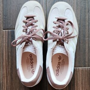 Adidas Gazelle Women's Pink Sneakers